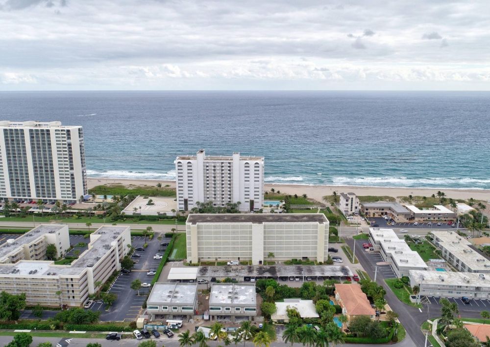 WATERFRONT PROPERTIES WATERFRONT PROPERTIES Real Estate - Tom DiBucci, Broker, Realtor & Owner